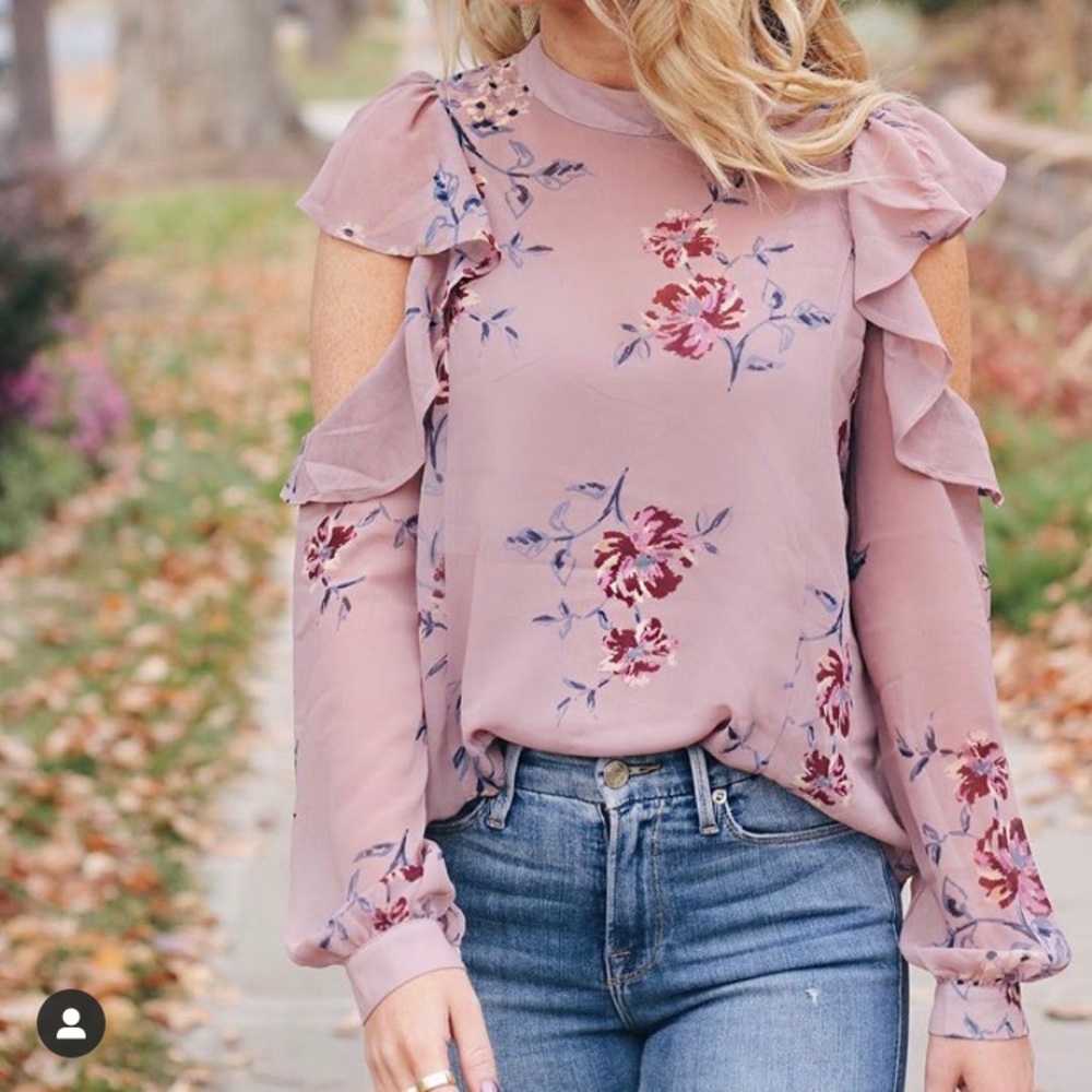 Floral cold shoulder blouse